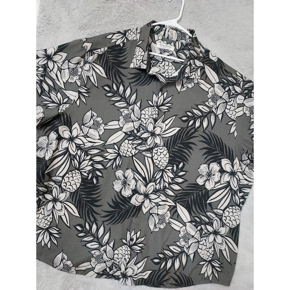 Tommy Bahama Shirt Mens 3XLB 3XL BIG Island Zone Floral Pineapple Aloha Gray EUC